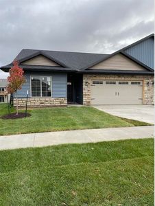 404 Elizabeth Ln, Tiffin, IA, 52340