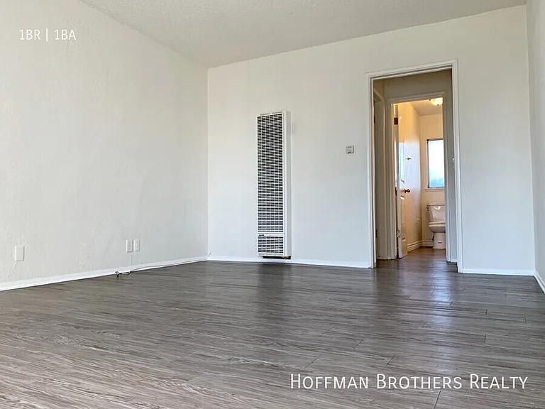 4845 W Slauson Ave #5 — Photo 5