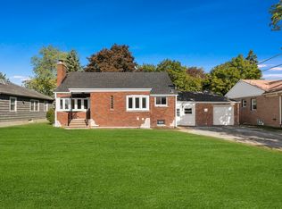 3540 Bernice Rd, Lansing, IL 60438