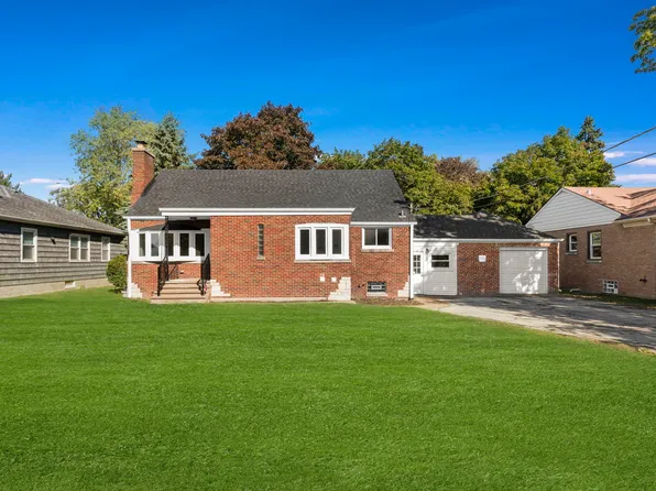 3540 Bernice Rd, Lansing, IL 60438