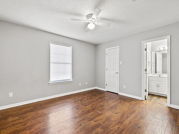 5th image of 71 Cinnamon Dr