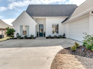 206 Bridge Ct, Madison, MS 39110