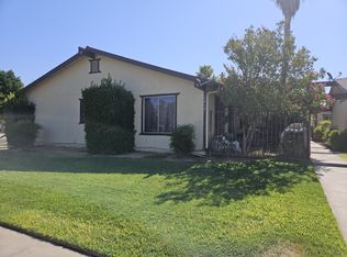 1490 N 1st St APT 101, Fresno, CA 93703