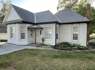 304 N Locust St, Glenwood, IA 51534