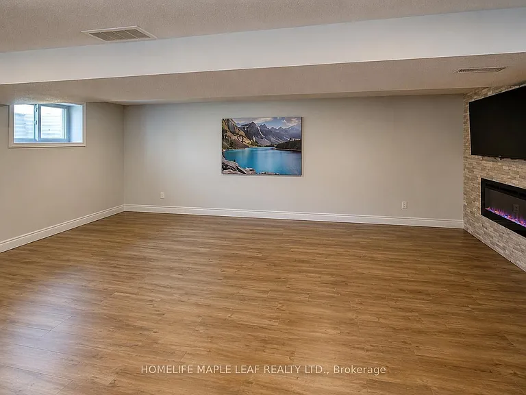 23 Barrett Cres — Photo 13