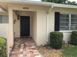 6892 W Country Club Ln, Sarasota, FL 34243