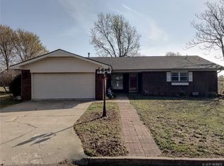 300 Center St, Allen, OK 74825