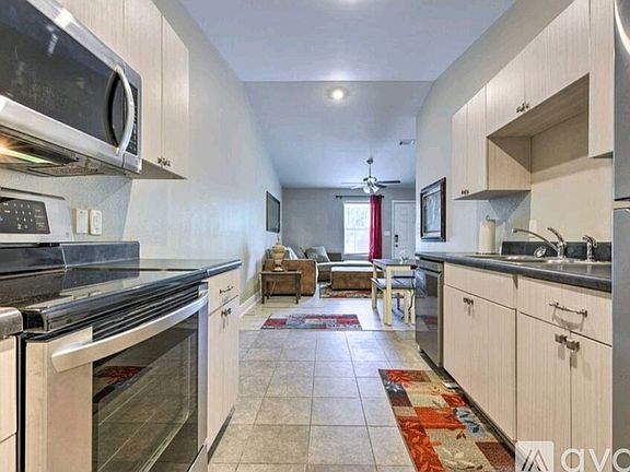 3rd image of 6227 Dallas Ave Unit A