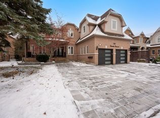 785 Quantra Cres, Newmarket, ON L3X 1M9