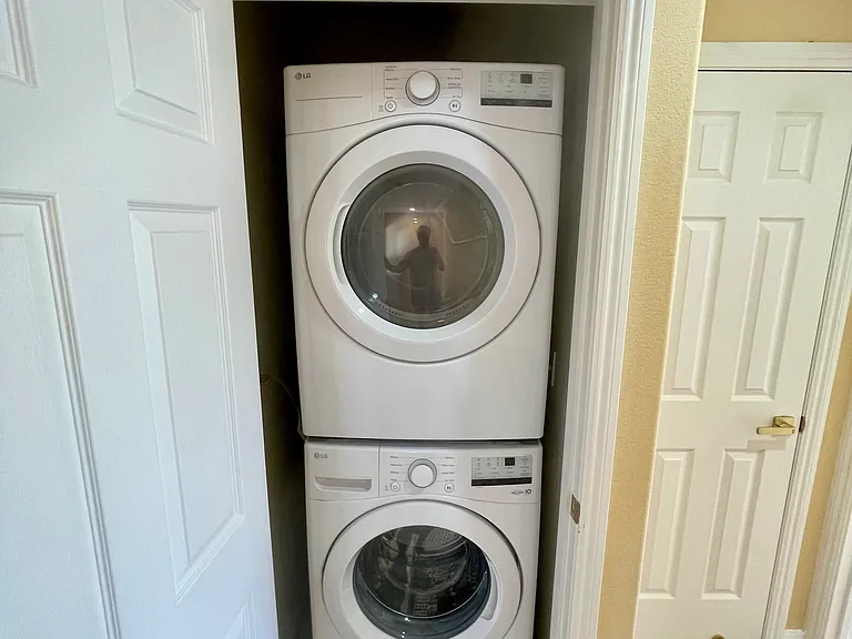In Unit Washer and Dryer