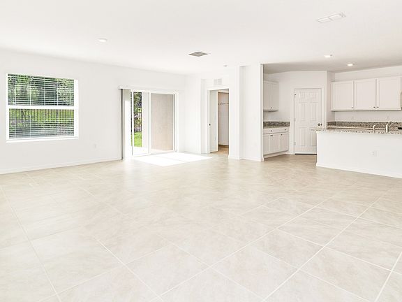 Spacious living and dining area