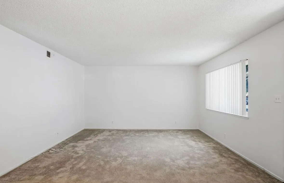 2 bed, 810 sqft, $1,650 — Photo 4