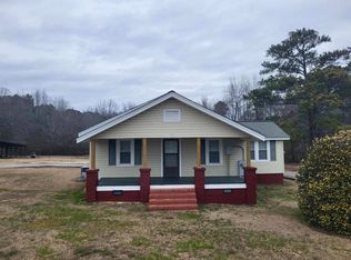 500 Ivey Rd, Four Oaks, NC 27524