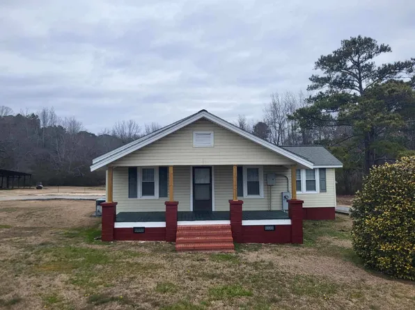 500 Ivey Rd, Four Oaks, NC 27524