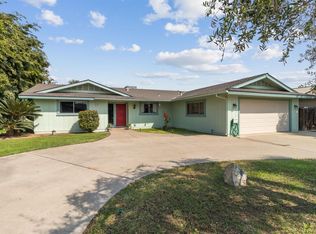 878 W Herbert Ave, Reedley, CA 93654