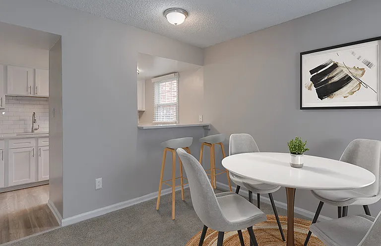 Sparrows Point Townhomes and Apartments — Photo 10