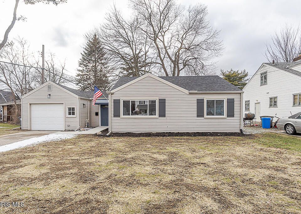 1st image of 1814 Meadowlark Ave