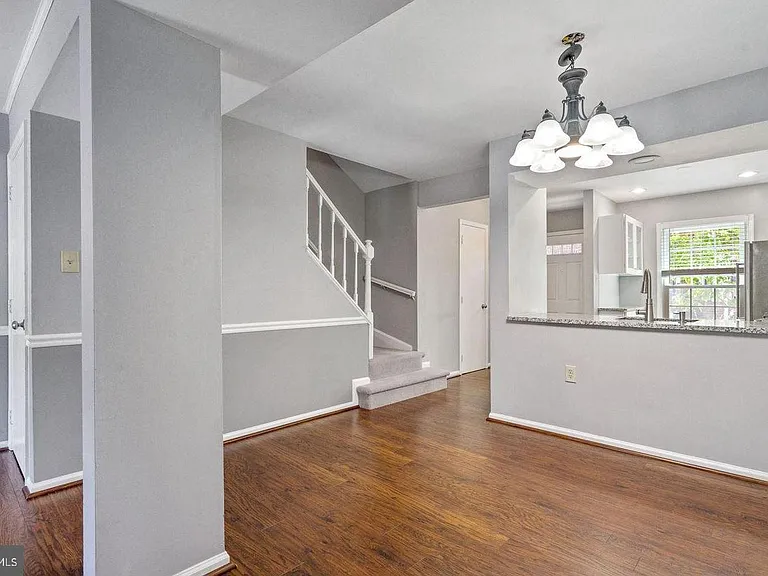 2522 S Arlington Mill Dr #D-4 — Photo 13
