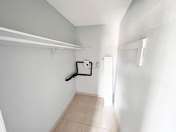 2nd image of 258 SW 5th Ct #3