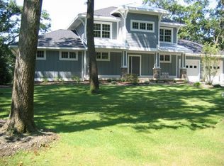 3020 Red Oak Dr, Saugatuck, MI 49453