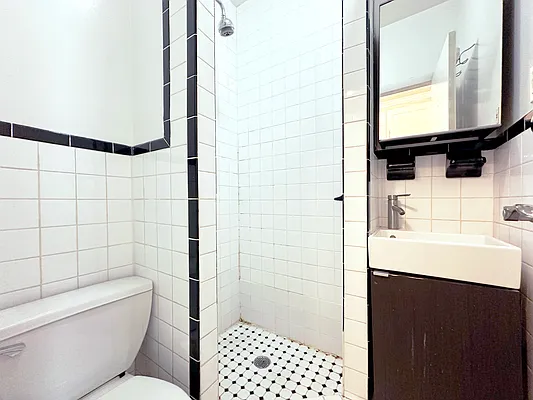 Rented by Compass | media 8