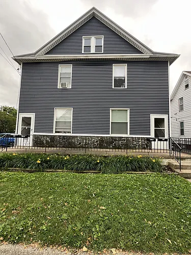 917 W 3rd St Photo 1