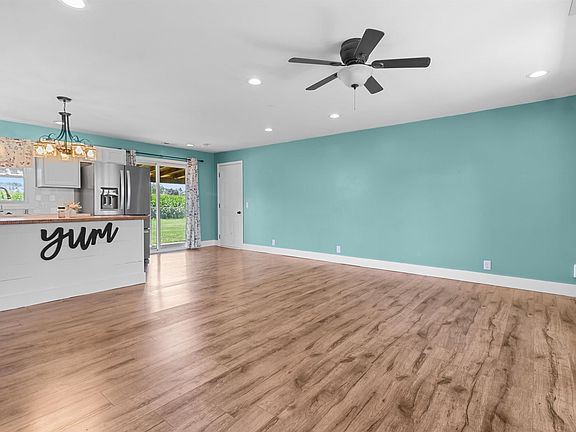 4th image of 516 Catherine Dr