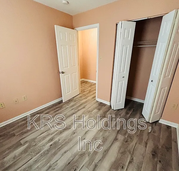 1235 Thomas Jefferson Pl — Photo 27