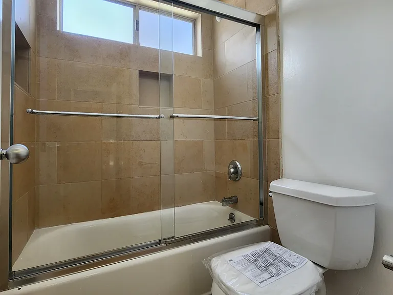 11838 Goshen Ave #7 — Photo 14