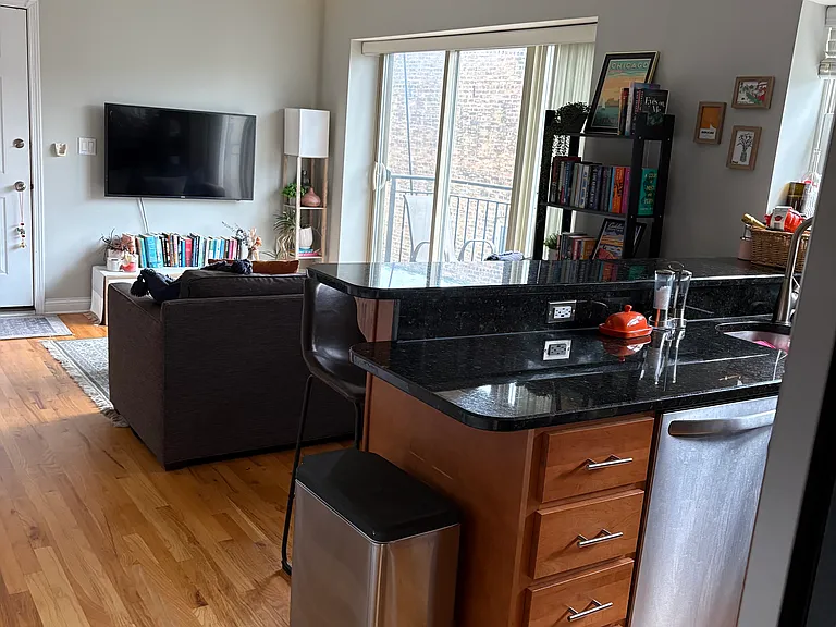 2836 N Dawson Ave #2W — Photo 8
