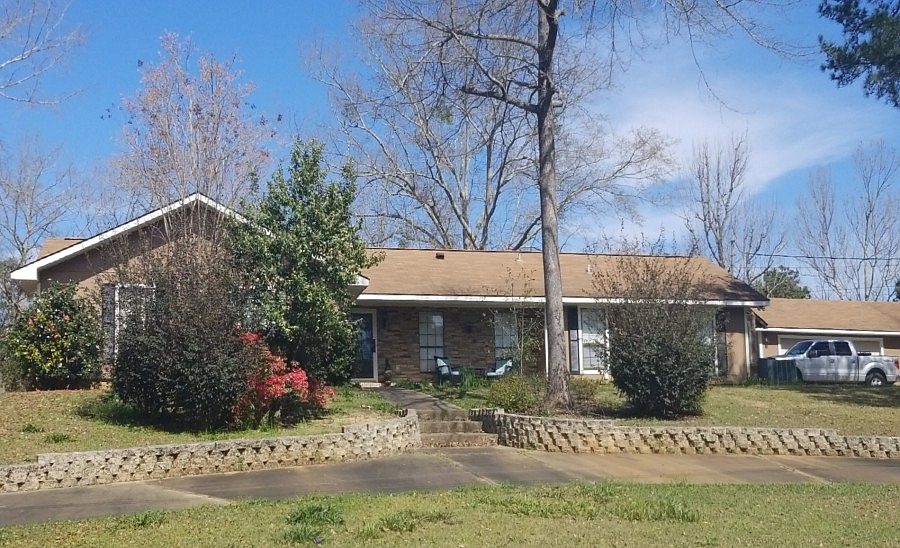 1st image of 109 Melissa Ln