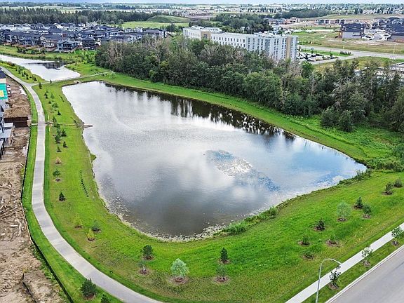 3rd image of 11 Pierwyck Loop