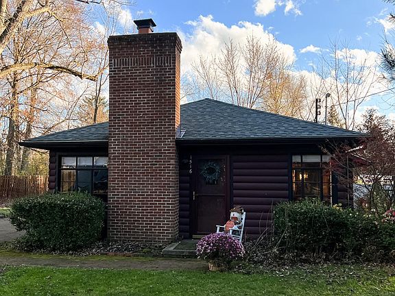 2nd image of 1516 North Blvd