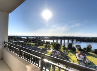 Artesian, Memphis, TN 38103