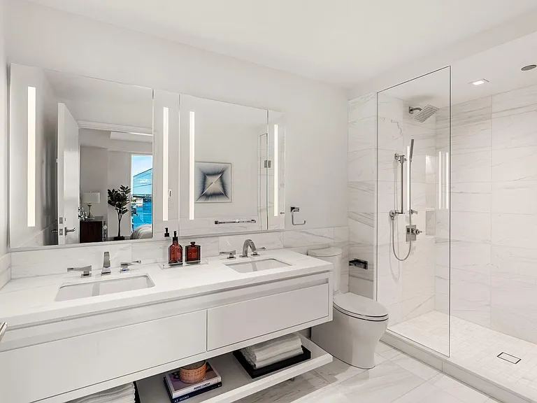 150 Seaport Blvd #C — Photo 14