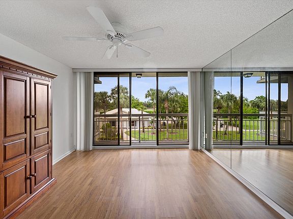 5th image of 2761 Village Boulevard #304