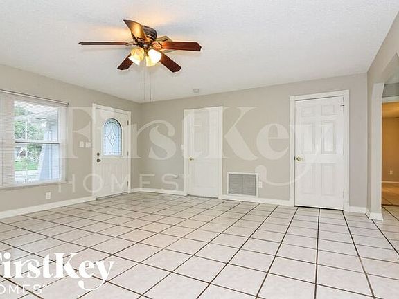 4th image of 1429 Cottonwood Ter