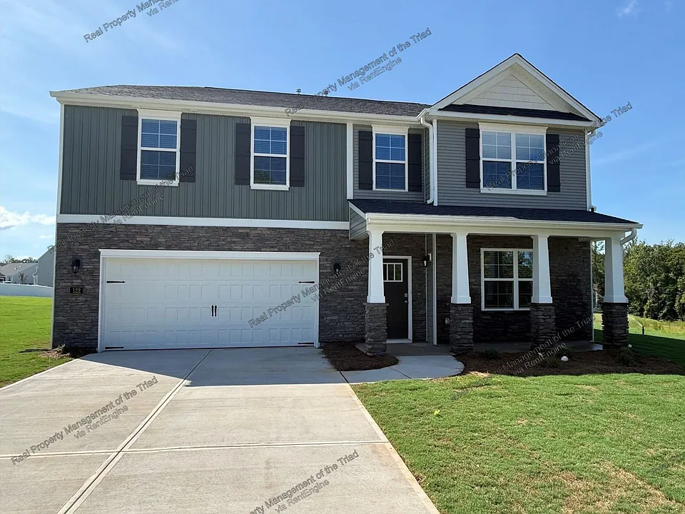 122 Longleaf Ct