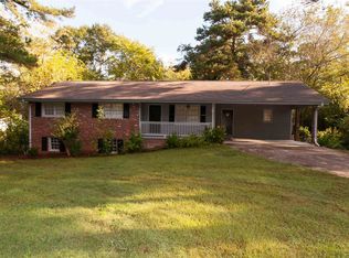 4100 Valley Wood Dr, Marietta, GA 30064