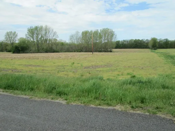 Holden Rd, Buchanan, MI 49107
