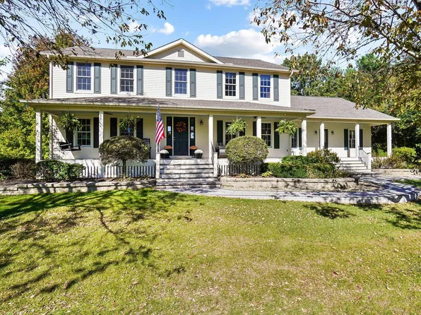 5582 Plantation Rd, Sunbury, OH 43074