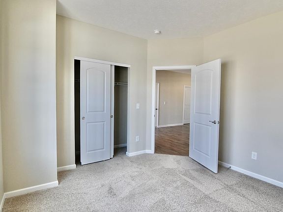 5th image of 506 Curry Dr