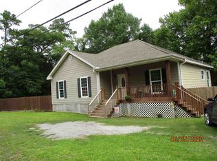 425 Jordan Rd, Rose Hill Acres, TX 77657