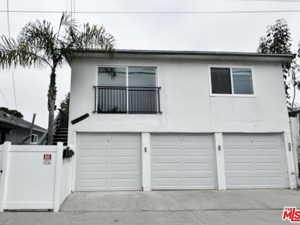 1st image of 2643 7th St
