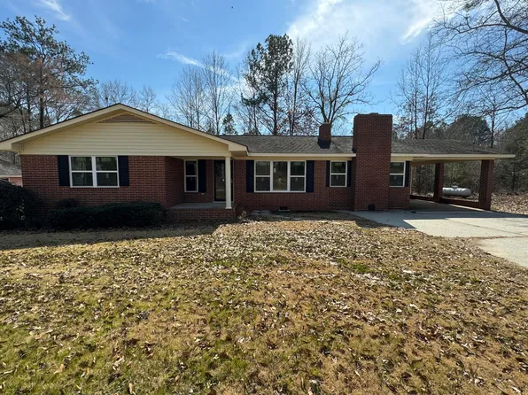 222 HOSPITAL Drive, Washington, GA 30673