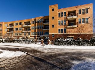 150 Burnsville Pkwy E UNIT 308, Burnsville, MN 55337
