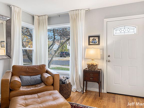 5th image of 2451 Aleda Ave SE
