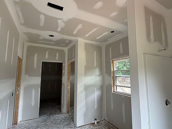 2nd image of 8047 Pinewood Dr