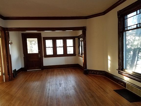 2nd image of 1104 S 6th St #1