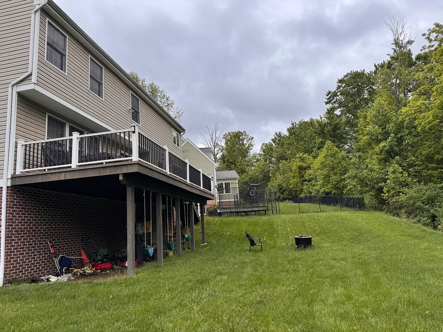 4 bed, 3.5 bath, 2634 sqft, $3,200 — Photo 3